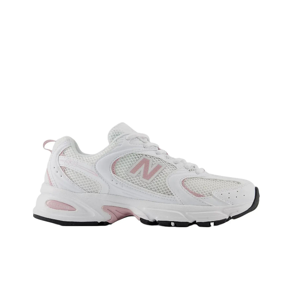White shoe color image-S1L5