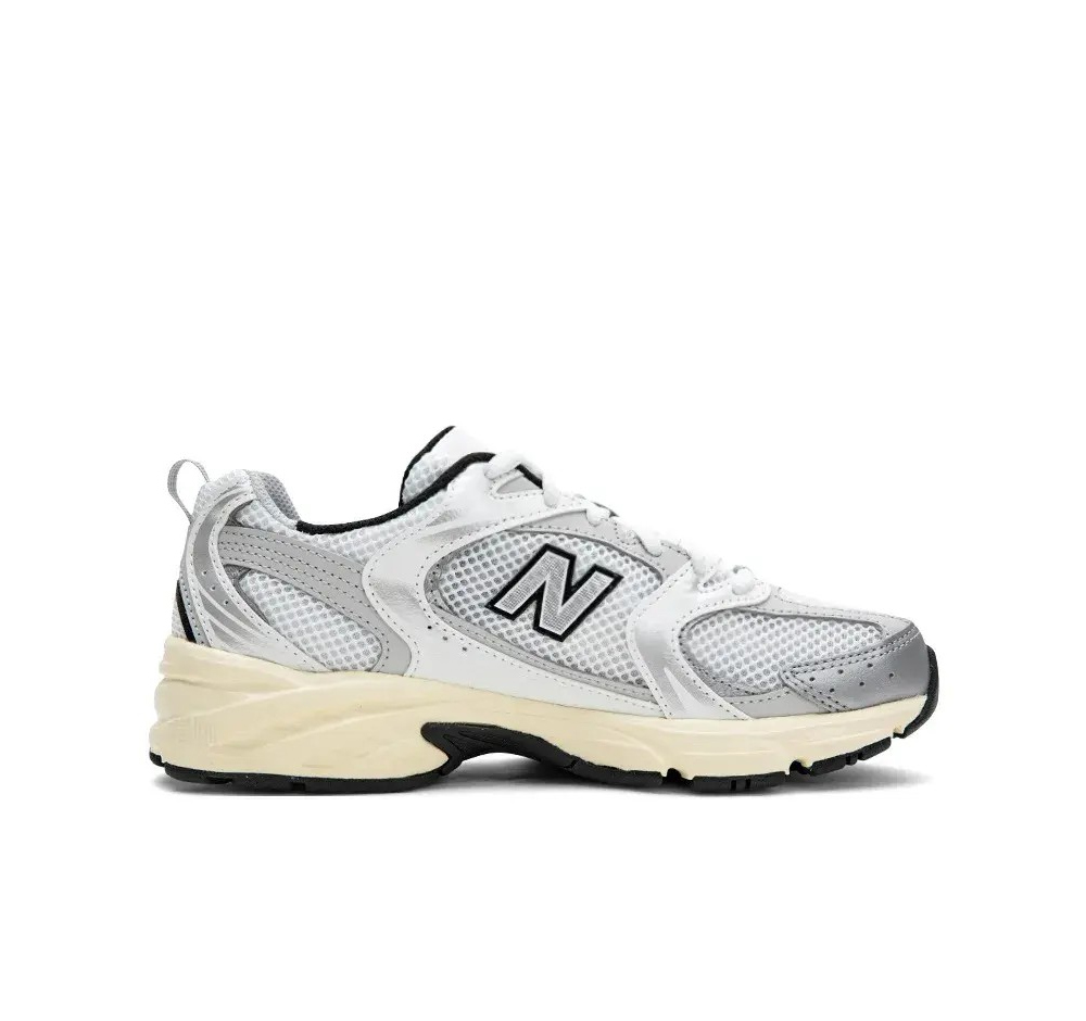 신발 화이트 색상 이미지-S1L3