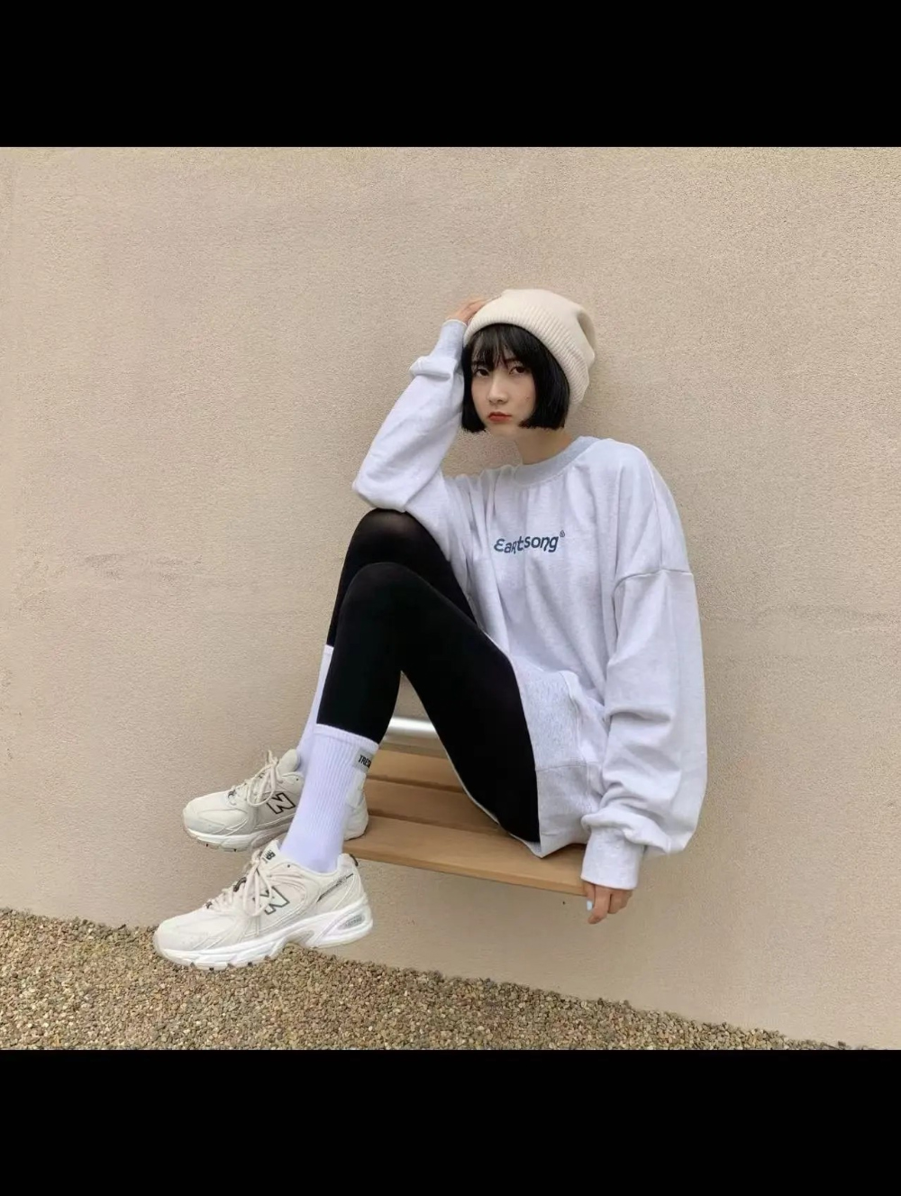 신발 모델 착용 이미지-S1L8
